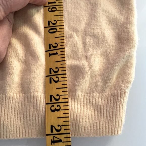 Vintage Carroll Reed Light Yellow Cardigan, Size M - Picture 11 of 12